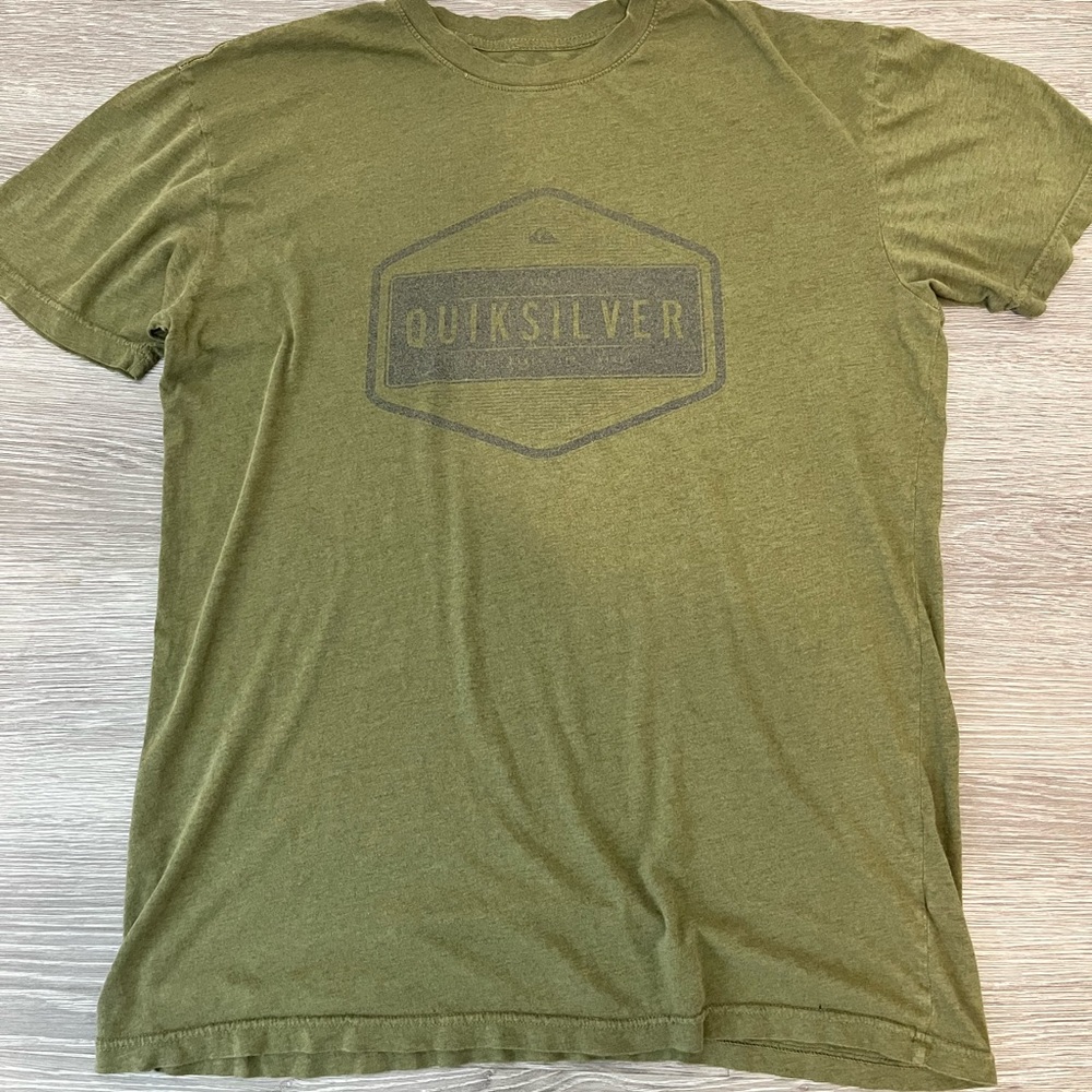 Quiksilver Green T-Shirt